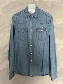 【最終値下げ】MAISON KITSUNE ウェスタン デニムシャツ Maison Kitsune（メゾンキツネ）の「ウェスタン デニムシャツ