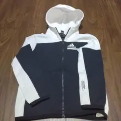 300円オークション‼️美品 adidas パーカー ブラック/ホワイト
