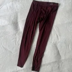 ユニクロ　UNIQLOヒートテック極暖レギンスM赤暖か