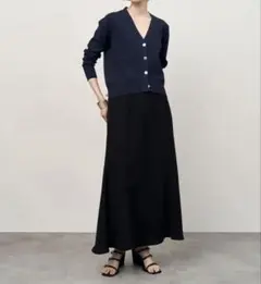 soeju ソージュ ソフトオックスロングフレアスカート ネイビー M
