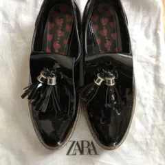ZARA WOMAN エナメルタッセルローファー　プラットフォーム