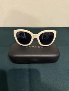 CHANEL シャネル サングラス 白 05247