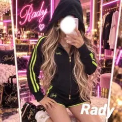 Rady 汚れありなので激安価格で！パーカーネオンめちゃくちゃかわいい