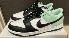 ダンクロー スニーカー