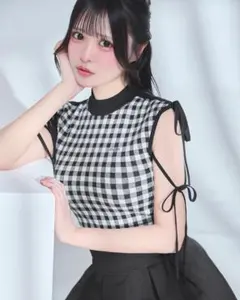 新品タグ付き】ミシェルマカロン BIGリボンチェックキャミトップス