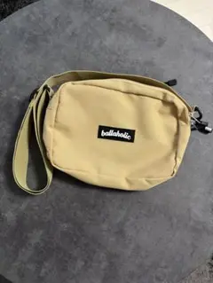 ballaholic ショルダーバッグ(ベージュ色)