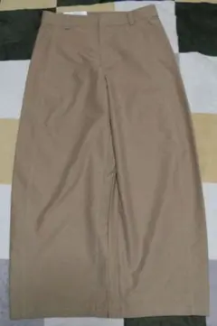 新品 UNIQLO ユニクロ ジャージーバレルレッグパンツ L ベージュ