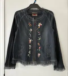 アルベロ　デニムジャケット　ブタさん