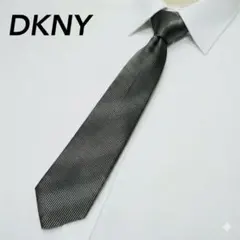DKNY ダナキャラン シルク100% ネクタイ 日本製 グリーン ストライプ