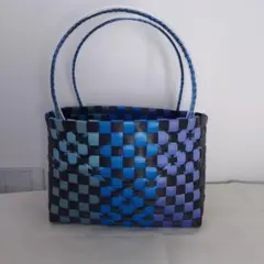 Item thumbnail for item fd56f6b3-c74f-4681-b60a-d3bed2425bce