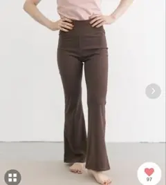 アーバンリサーチ フレアレギンス　ヨガウェア　スポーツ