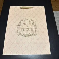 Maison de FLEUR リボン柄ショップ袋のサムネイル
