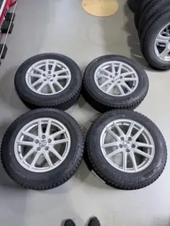 225/65R17 BRIDGESTONEBLIZZAKDM-V3 スタッドレスのサムネイル