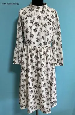 203 earth music&ecology 花柄長袖ロングワンピース　フリー