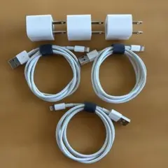 iPhone純正　Lightningケーブル 3本と充電アダプター3個