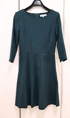 【新品未使用】ダークグリーンフレアワンピース