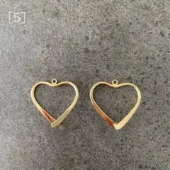 Item thumbnail for item 109f8677-bc1b-439c-b2cf-30a8a4941c0e