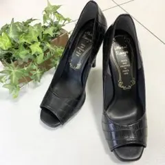 【美品】メタルルージュ クロコ柄 オープン パンプス ブラック 23cm