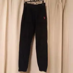 150 裏起毛ブラックロゴ刺繍ジョガーパンツ