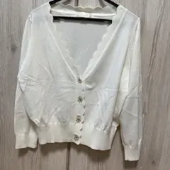 新品　パターンフィオナ　スカラップVネック七分袖カーディガン ホワイトのサムネイル