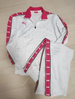 美品 PUMA プージャー 限定色 ジャージ セットアップ ピンクS〜М相当 美品 PUMA プージャー 限定色 ジャージ セットアップ ピンクS〜М相当