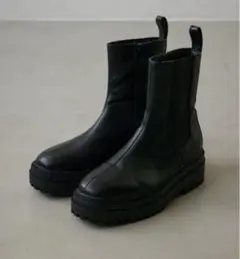 試着のみ美品　タグ付き　AZUL ブラック サイドゴアブーツ