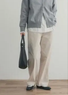 アーバンリサーチドアーズ　オフ白　カジュアルパンツ コーデュロイ　ゴムウエスト