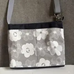 サコッシュ　横型　ハンドメイド