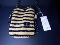 ポシェット D.KELLY 深さ約１５センチ・口径約８センチ