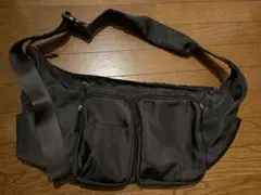un/neu ショルダーバッグ　ナイロン