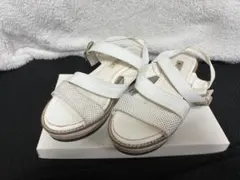 DIANA ホワイト ストラップサンダル