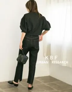 未使用　美品　アーバンリサーチ KBF 　デニム　スリット