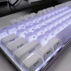 【美品】YMDK 半透明ホワイトキーキャップ