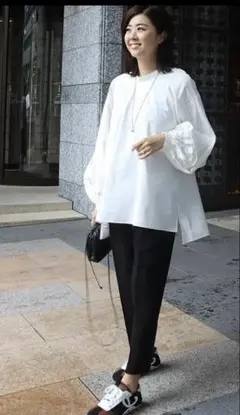 MACHATT ピンタックボリュームブラウス