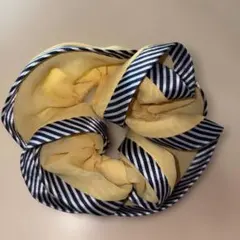 リボン風シュシュ 黄色とストライプ