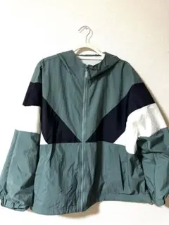 GU フード付きマウンテンパーカー　　グリーン　ブルー　XLサイズ