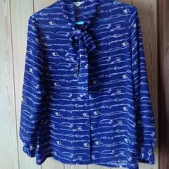 ●昭和レトロ　ブラウス　ポリエステル100%　　　 サラサラ素材