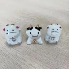 牛のミニチュアフィギュア 3点セット