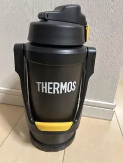 サーモス水筒　黒のサムネイル