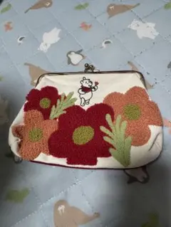 プーさんがま口ポーチ