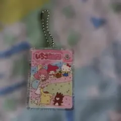 サンリオ いちご新聞 50周年 アクリルキーホルダー ノラネコランド
