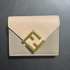 FENDIフェンディ FFダイヤモンド 三つ折り財布 美品