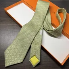 HERMES エルメス シェーヌダンクル柄 ネクタイ ライムグリーン