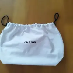 美品 CHANEL シャネル 巾着 ポーチ ホワイトのサムネイル