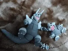 【匿名配送】ポケモン Pokemon 立体図鑑 ボスゴドラ 進化セット