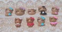 日焼けキティちゃん　ネイルパーツ　9個