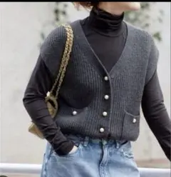 スピックアンドスパン　パールボタン畦ニットベスト