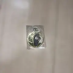 ツイステッドワンダーランド メタルチャーム リリア・ヴァンルージュ
