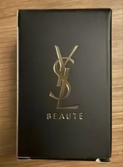 イヴ・サンローラン・ボーテ　パフ　スポンジ　メイク　非売品