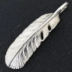 ARIZONA FREEDOM T-47a シルバー 40mmフェザーペンダント